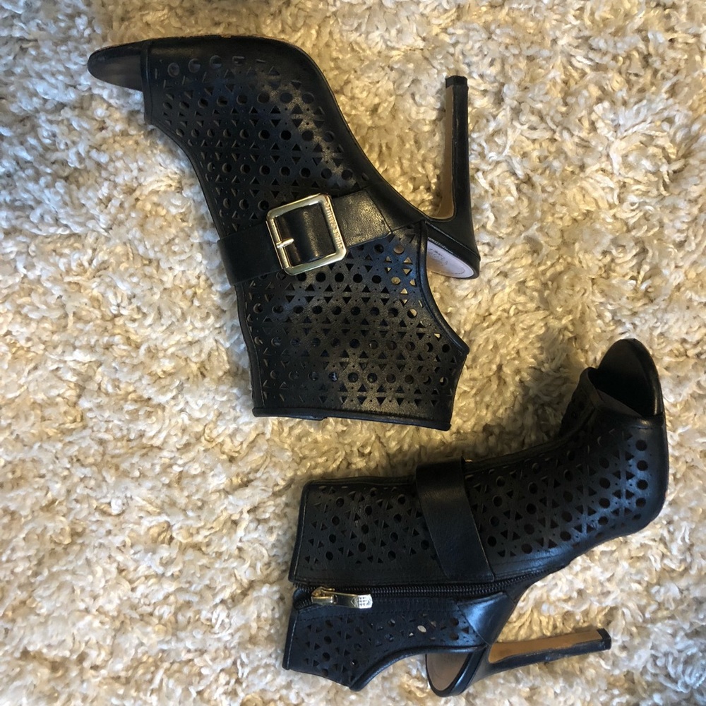 Vince Camuto Open Toe Heel